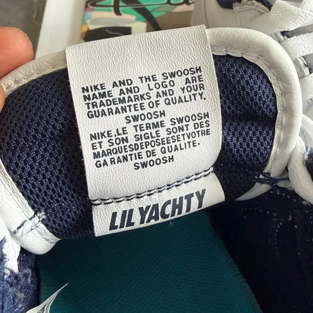 Nike size 5y